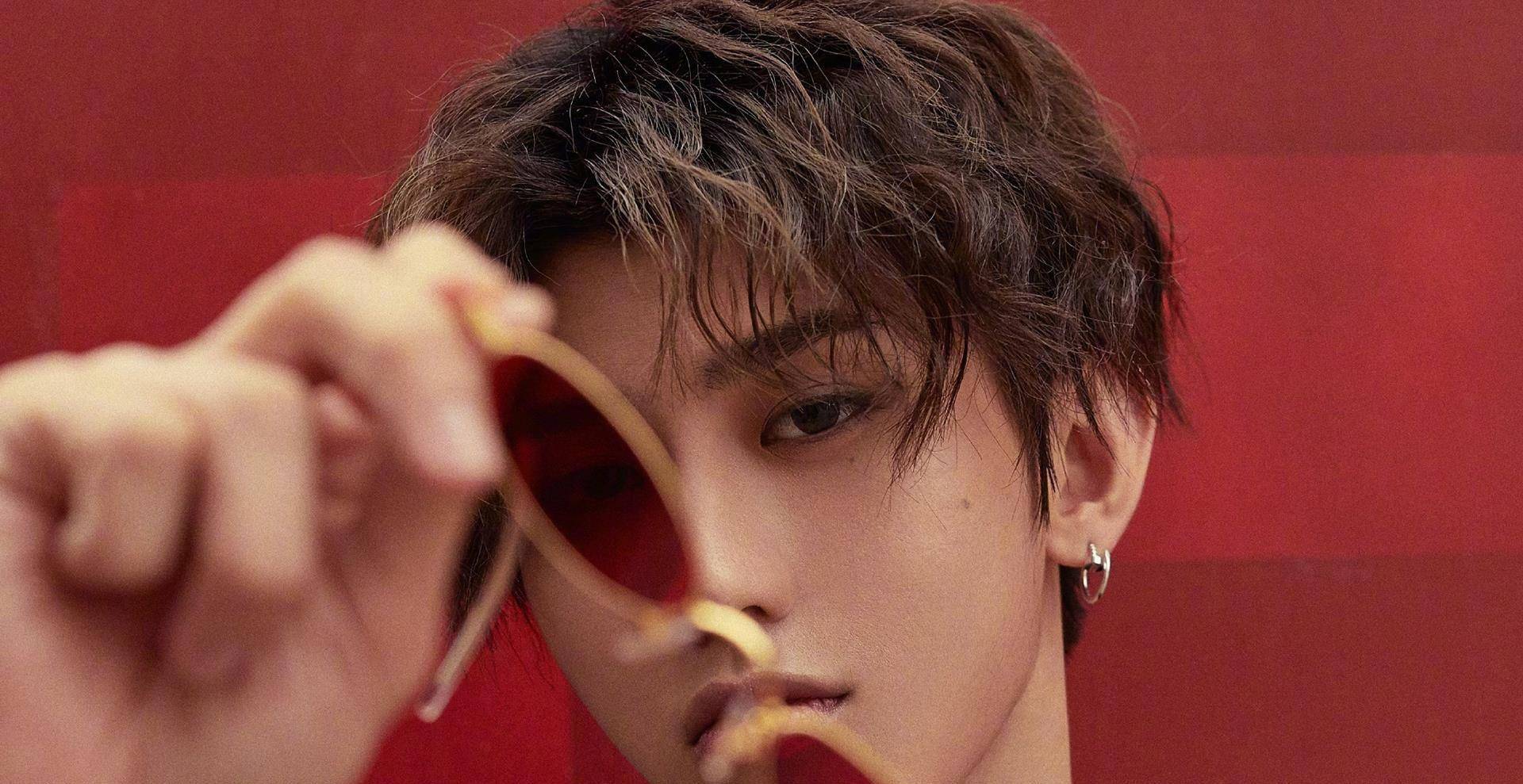 打球像蔡徐坤不再是嘲讽,网友纷纷向蔡徐坤道歉,nba周琦也这样_视频