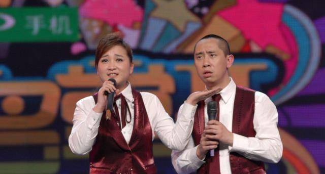 贾玲有冯巩的厚道,情商又高,会越走越顺的_因为_工作_王牌