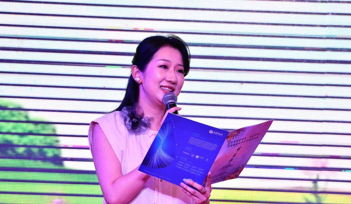《为内蒙古喝彩》·阿克菲姆·长安客诗歌作品专场朗诵会成功举行
