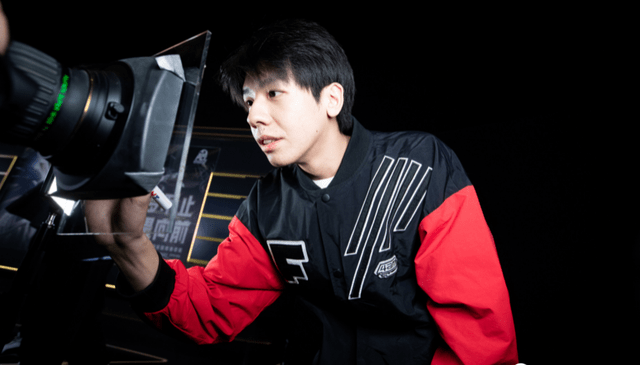 韦神看好的4am阵容,拿下pgs2资格赛冠军,太强啦_比赛_战队_质疑