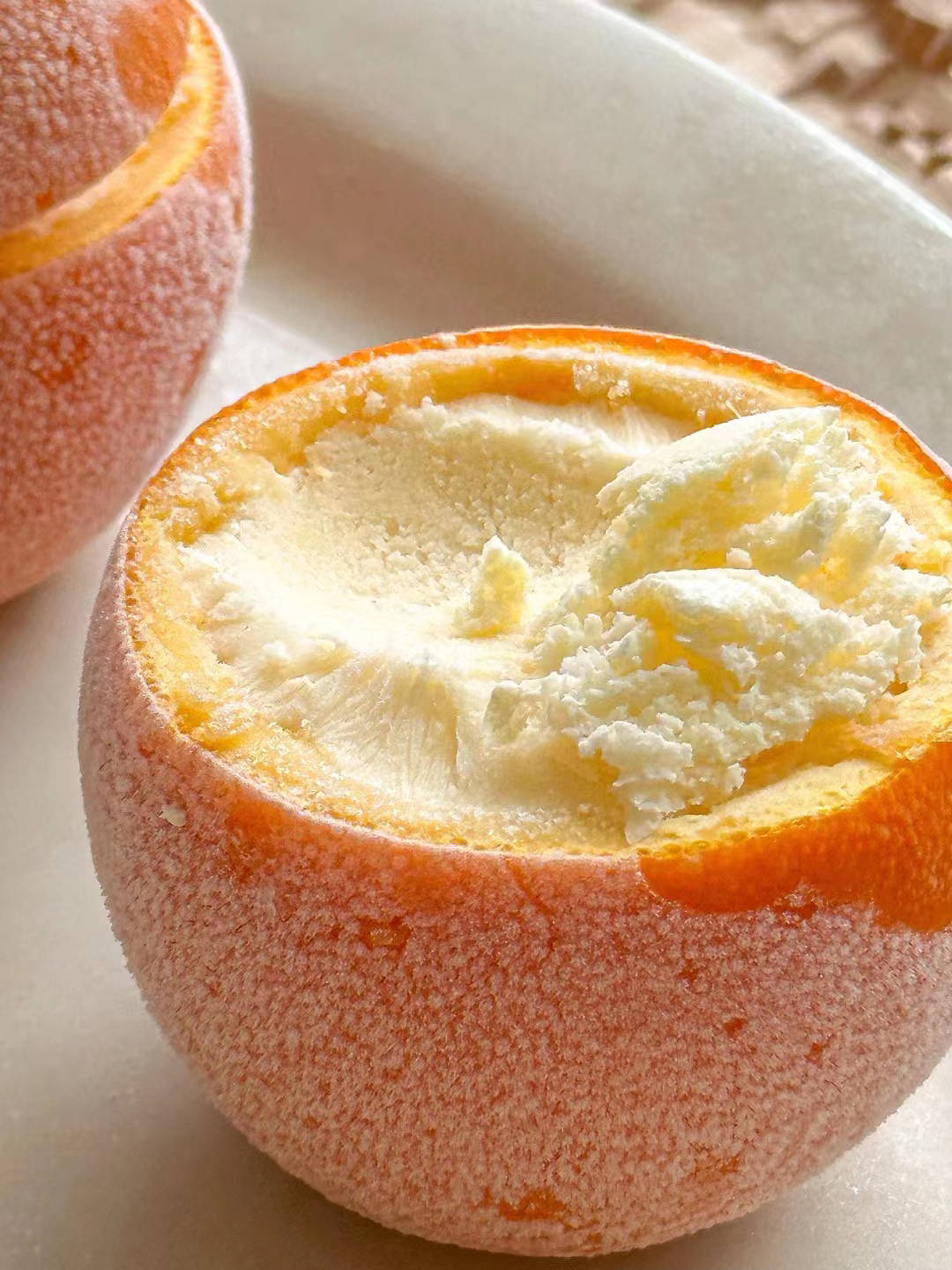 自制香橙冰淇淋 只需3种食材,浓浓橙香,甜中带酸_橙子_小时_巧克力