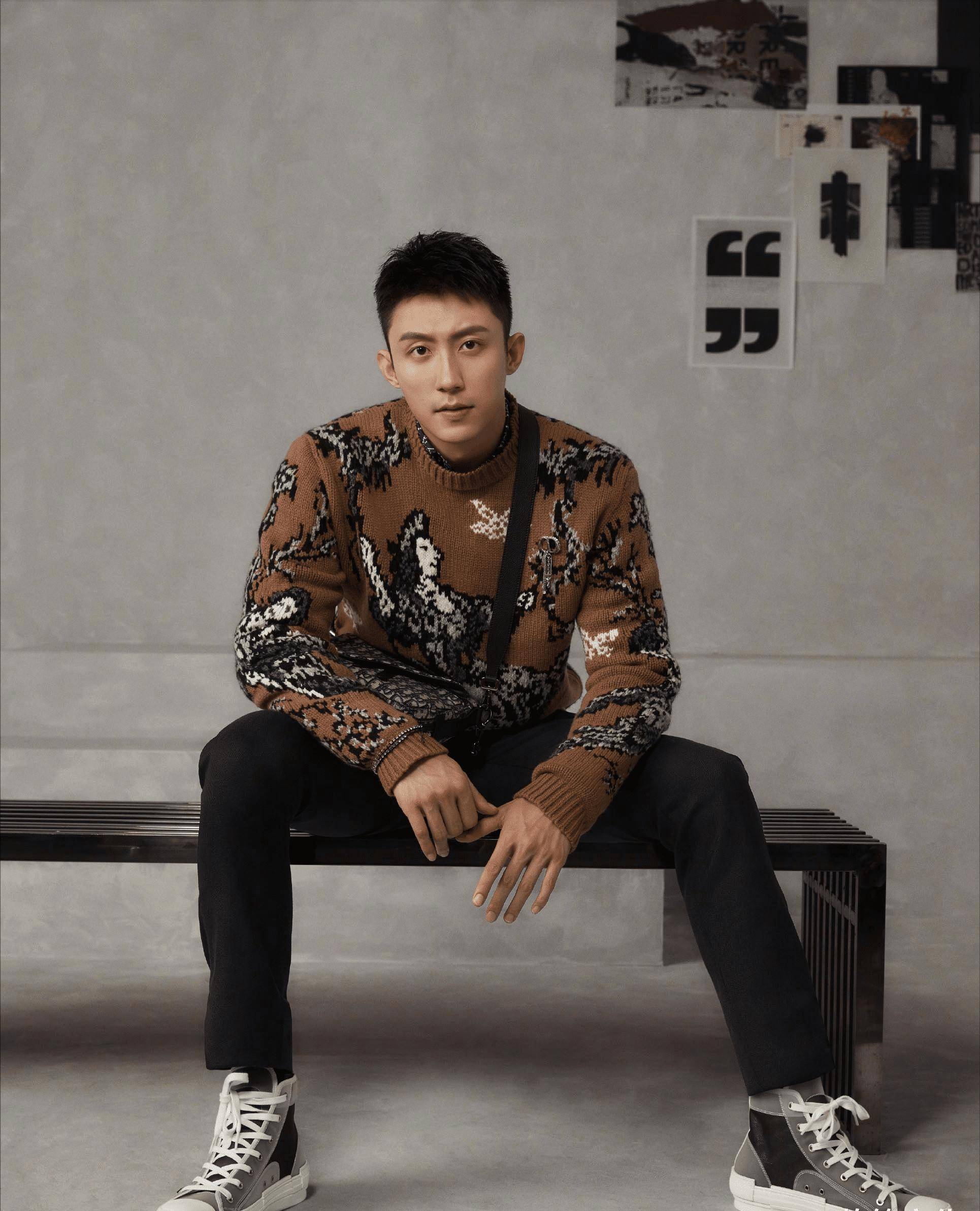 黄景瑜,1992年1月30日出生于辽宁省丹东市,中国内地影视男演员,模特