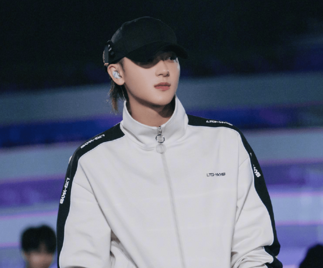 黄子韬,自然深谙其中的道理,所以他开公司招艺人,绝对不会像国外经纪