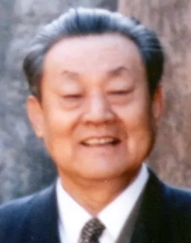 芮杏文:18岁入党,58岁任上海市委书记,78岁病逝,儿子成就非凡_生活