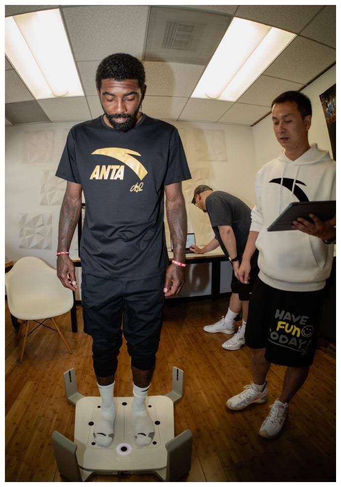 欧文与安踏签约5年开启全新商业模式 欧文继母连创历史纪录_谈判_合同