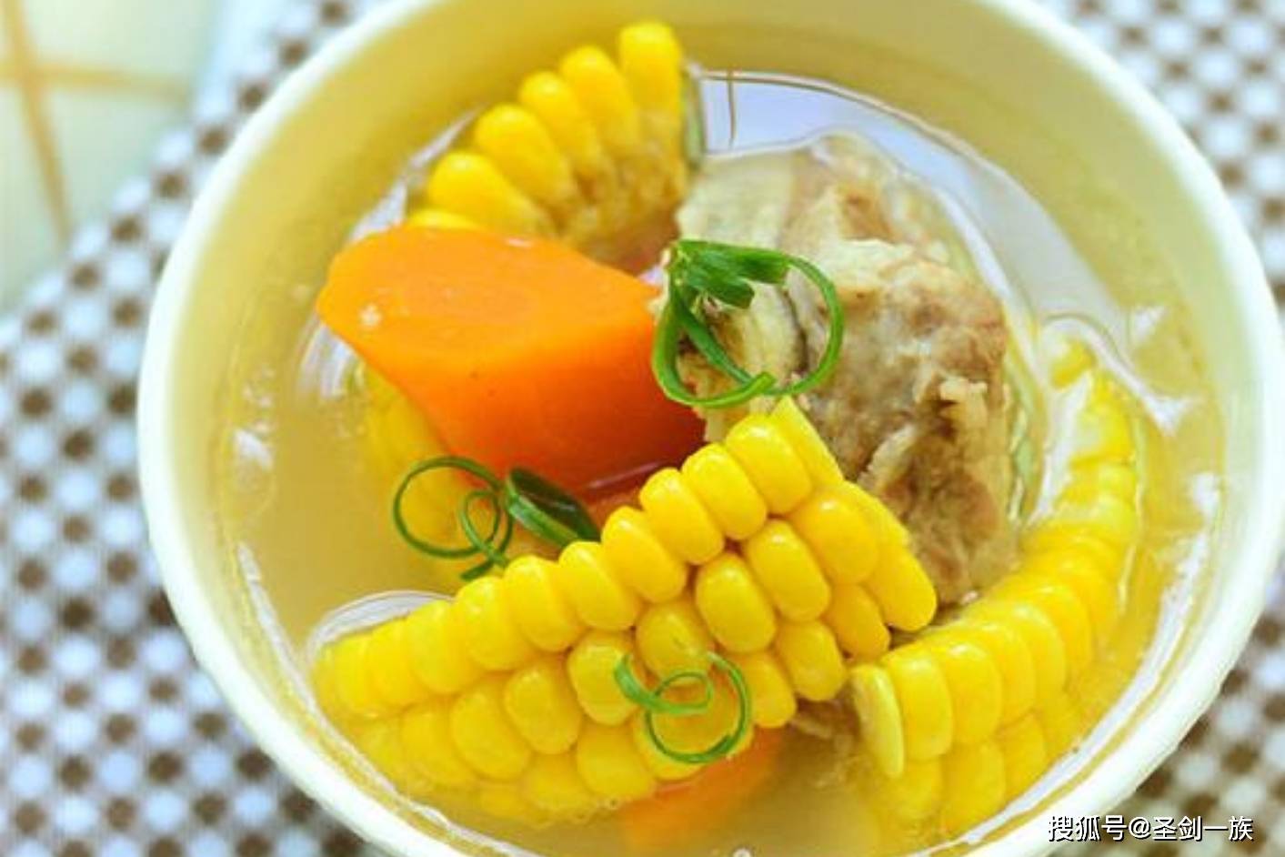 三伏天,建议:多给家人吃荤素搭配的8道菜,清热解暑健脾胃,不懂可惜