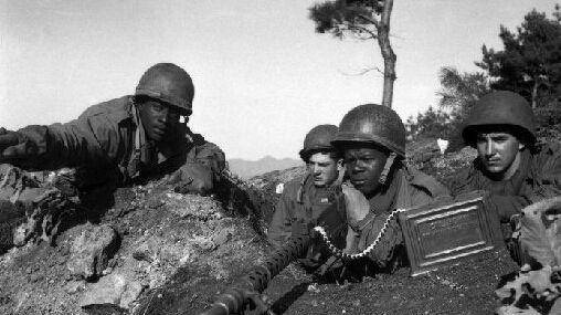 偷袭美军,突出包围后又迷路,看到军长时直接跪下_邢嘉盛_志愿军_美国