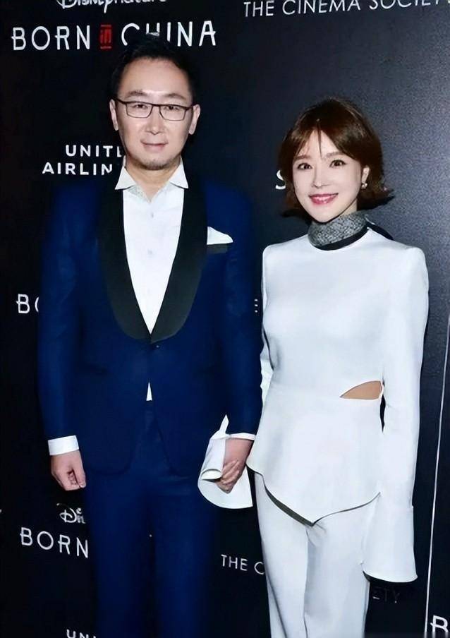 最美女主持,被曝插足秦岚,嫁大12岁导演,现在怎么样了_胡蝶_陆川_孩子