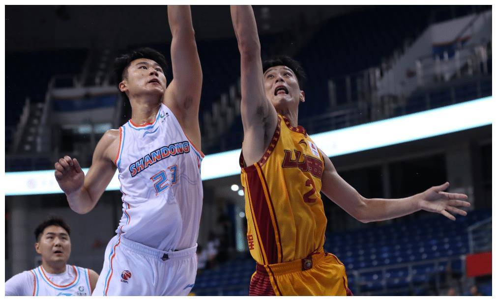 山东男篮力克山西,贾诚26分高诗岩14中4,葛昭宝23 11_邢志强_篮板_贾