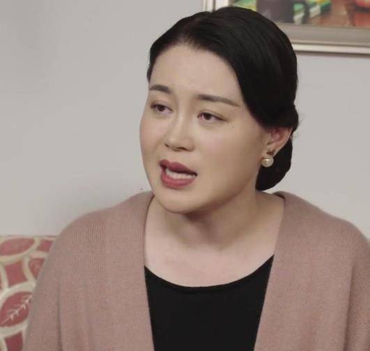 乡村爱情:赵本山和杨晓燕戏里演夫妻,生活中真实关系,你知道吗_关婷娜