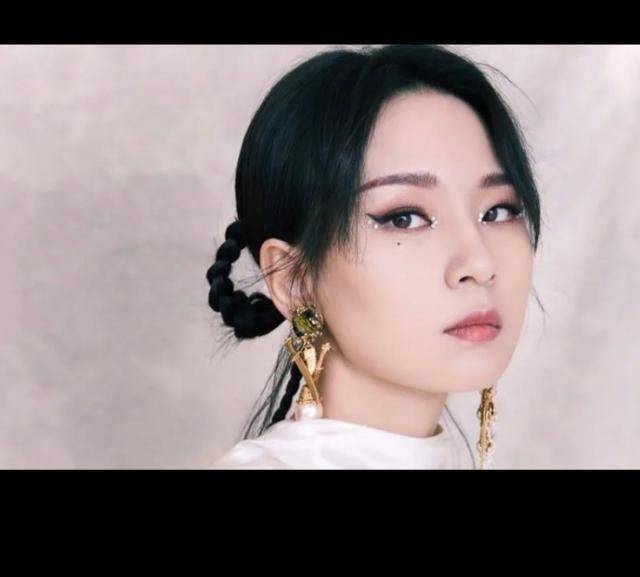 有没有发现周笔畅的变化很大?