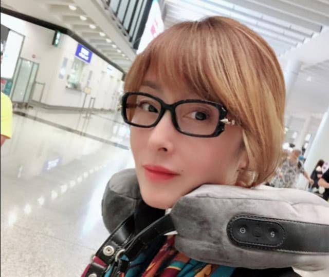 张敏2度复出,都无心回归娱乐圈,50岁一人周游列国钻研佛学!