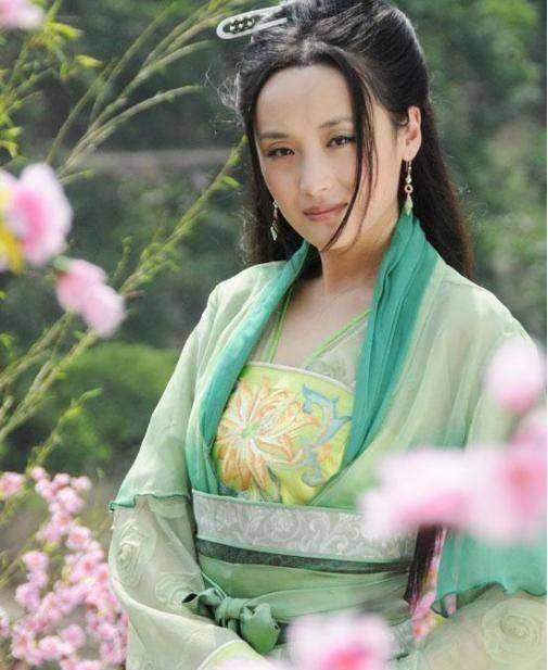 《神雕侠侣》中的绿萼,如今变身杨幂上司,出道19年却不火_傅淼_董洁