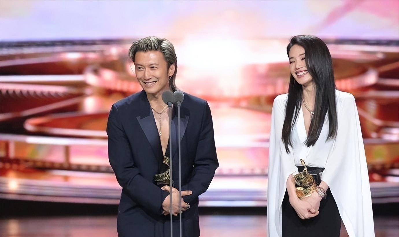 52岁的古天乐对比42岁的谢霆锋,自然衰老和医学衰老的区别一目了然