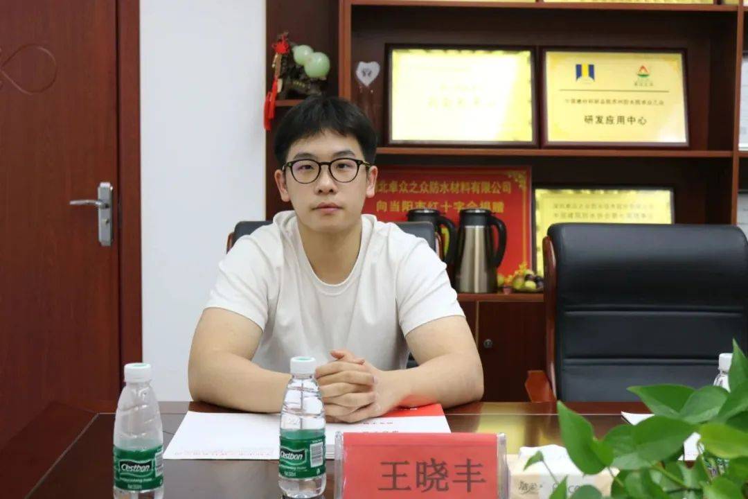 当阳市副市长王丹琰一行赴卓众之众开展"双千"服务助企纾困解难_企业