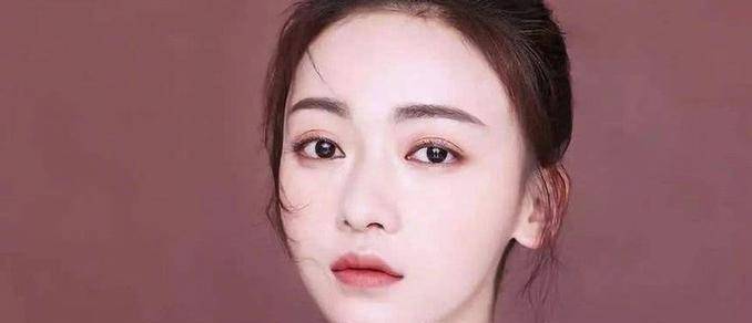 这些凸眼的女明星,年纪越大越明显_眼睛_五官_情况