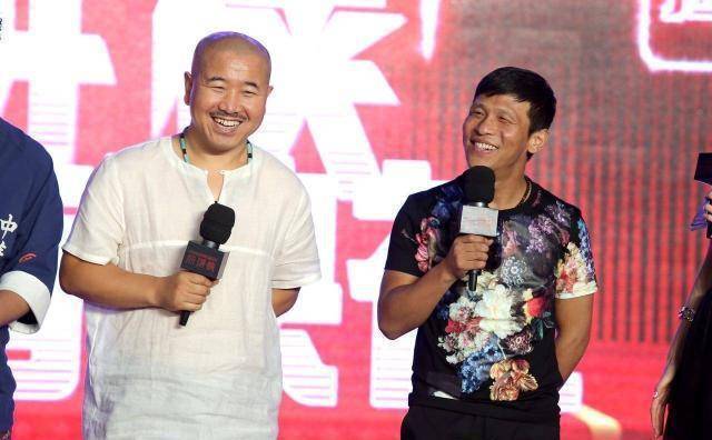 丫蛋默默二婚,对象还是同行小品演员小鹏飞?_东北_老婆_地位