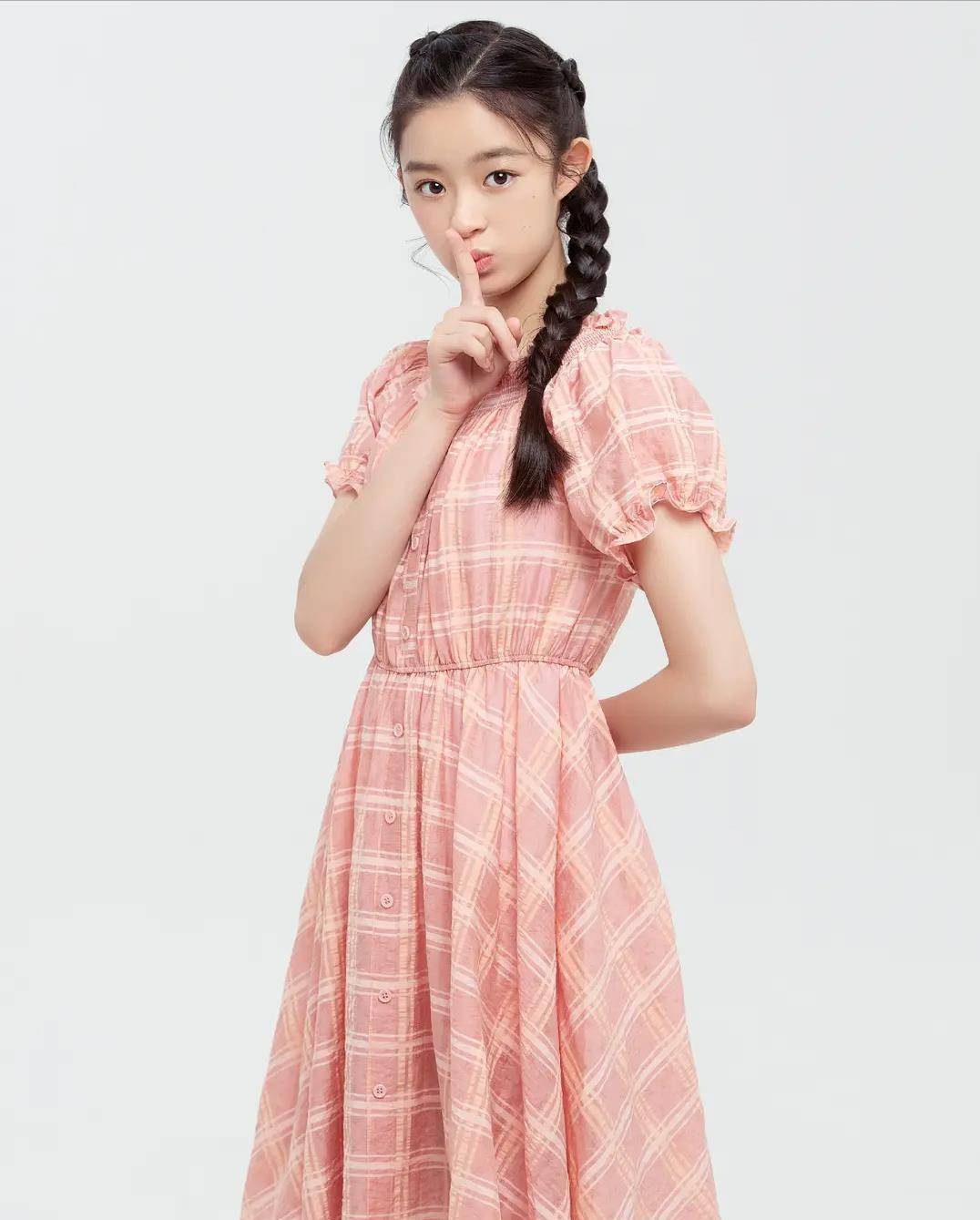 以下实力派演员,最小的仅8岁,韩昊霖排第一无争议_雷钧翔_电影_王圣迪