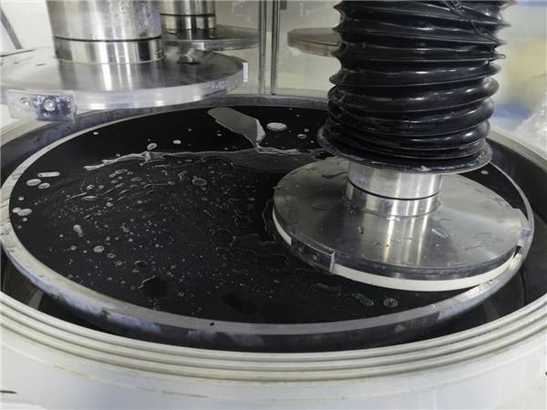 半导体晶圆衬底研磨抛光工序需要哪些材料?_金刚石_表面_过程