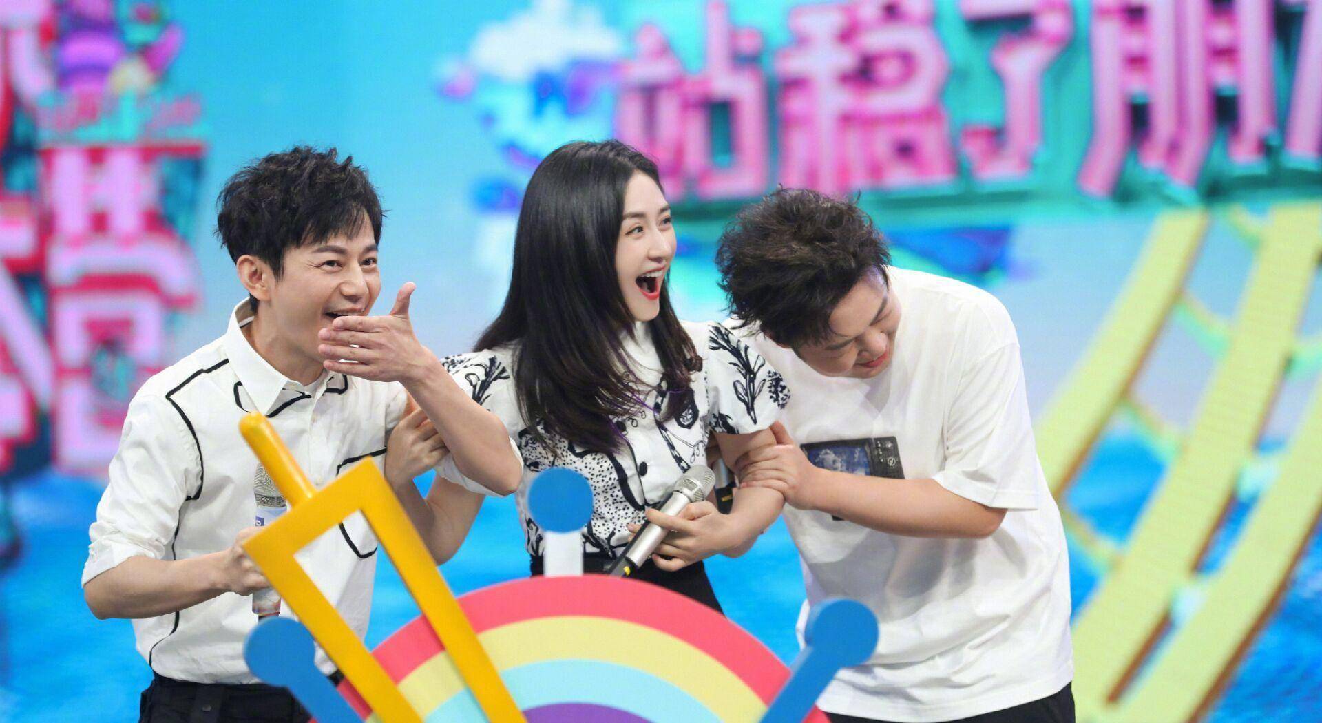 杜华怼赵丽颖,当面喊冯绍峰前女友,火药味这么猛_周也_节目_陈学冬