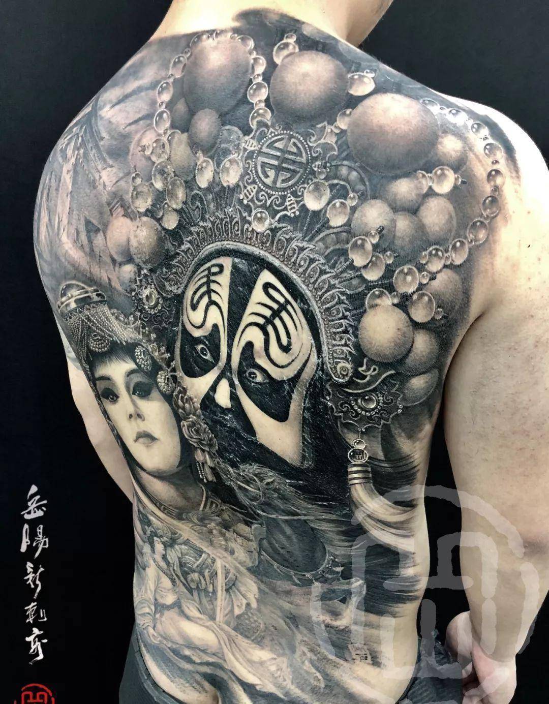 岳阳新刺客作品《霸王别姬》_虞姬_位置_京剧