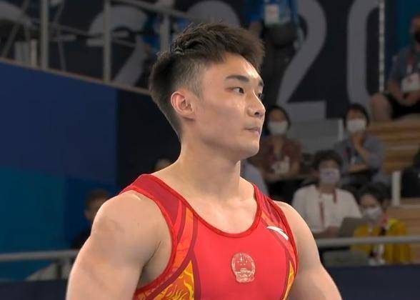 孙炜中途掉马,无缘奖牌,解说心疼:手腕有伤_决赛_奥运会_鞍马