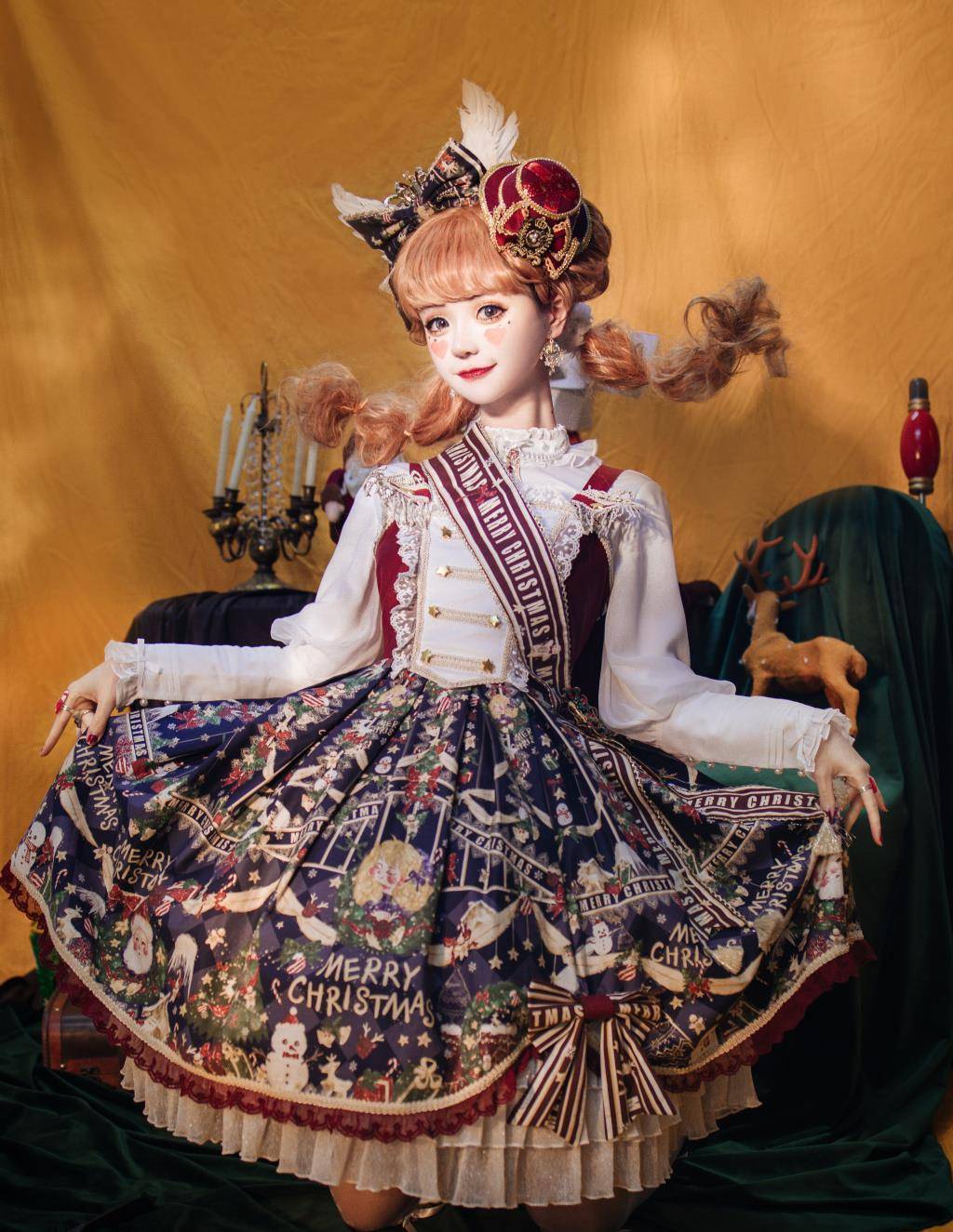 甚至一改cla系洛丽塔的优雅风格,变得如同甜系洛丽塔洋装一样甜美可爱