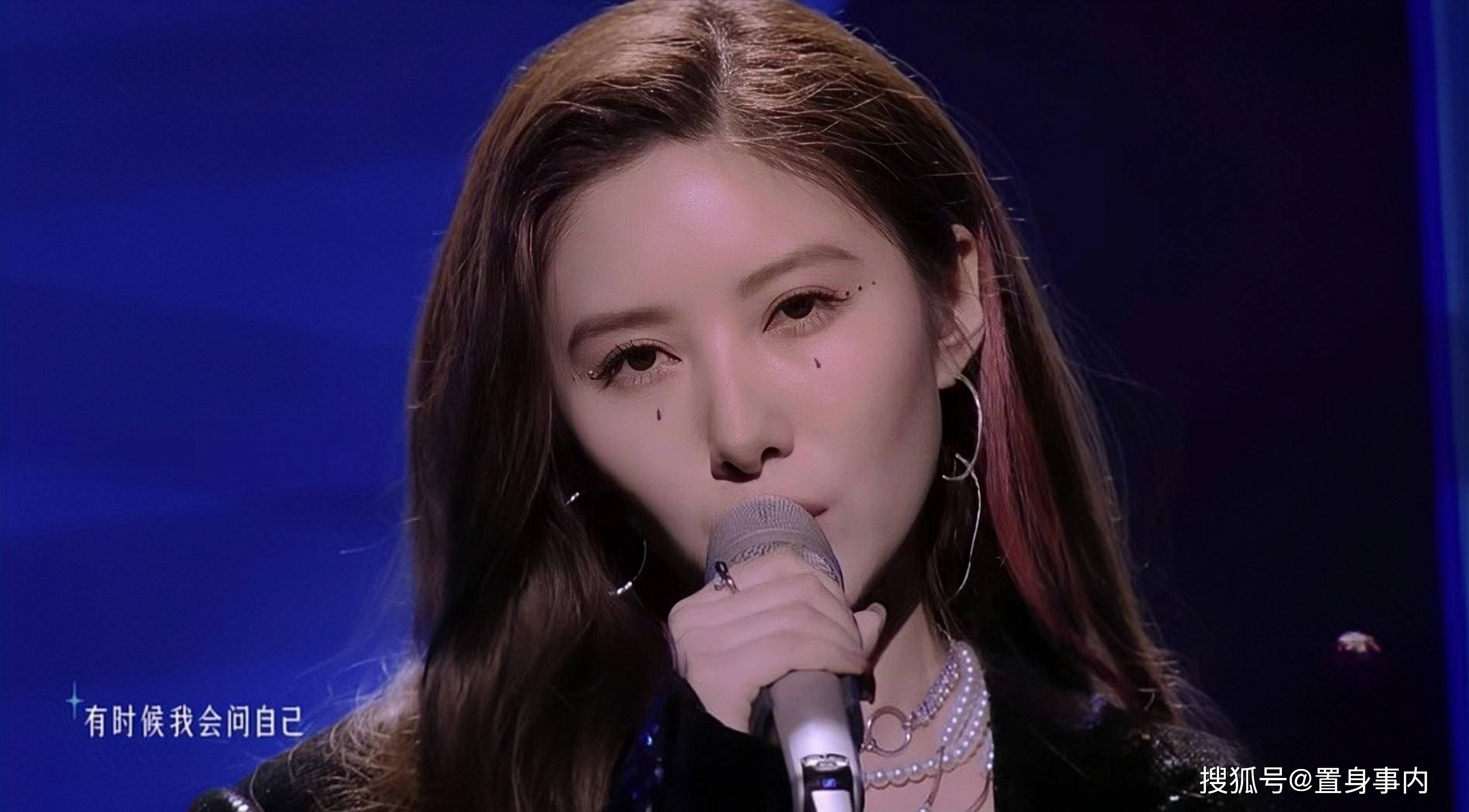 浪姐4复活赛:一群唱英文的华语歌手,输给了一位唱国风的外国人_赵丽娜