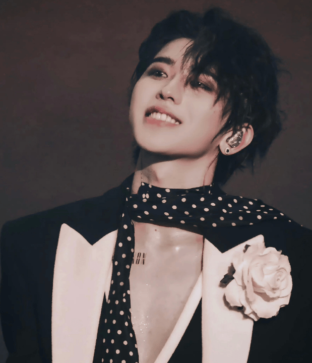 范丞丞上奔跑吧与前准姐夫李晨合作不尴尬,蔡徐坤却无缘和他合体