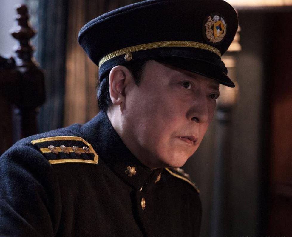 《悬崖之上》:倪大红用几个细节诠释影帝级演技!