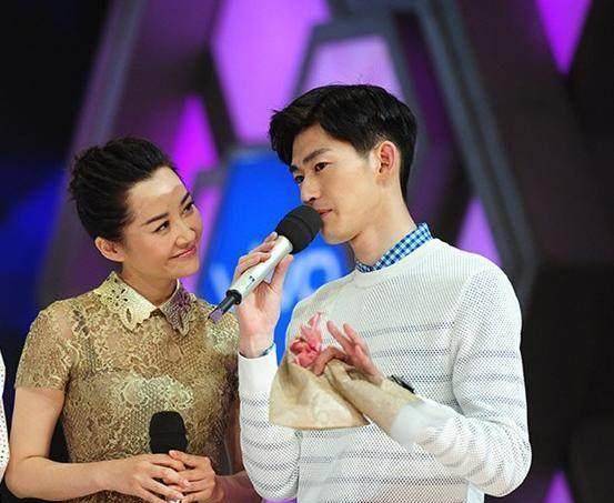 48岁的许晴为何至今嫁不出去了,6张照片说明一切_鲜肉_佟大为_胡歌