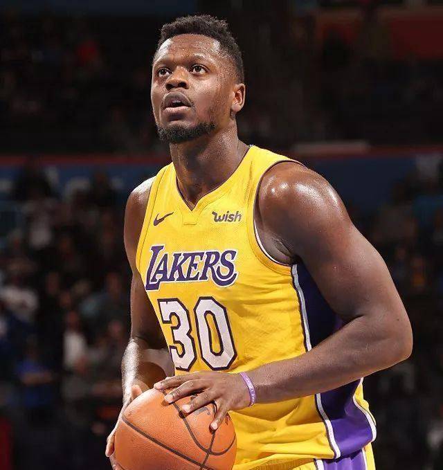 库兹马表现日渐平庸,科比这次要看走眼了?_比赛_湖人队_数据