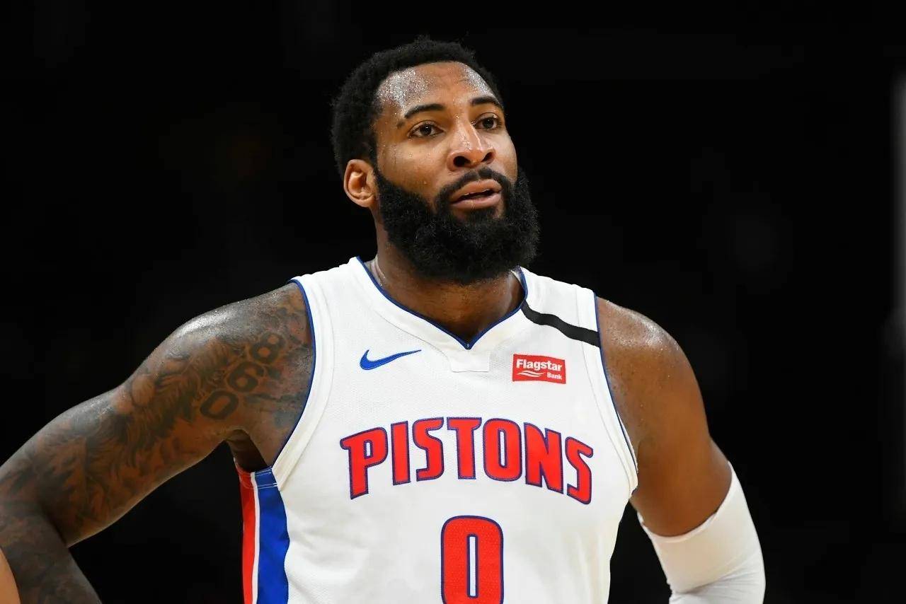 从亿万富翁到底薪球员,nba中锋庄神的求职之路_赛季_活塞队_篮板