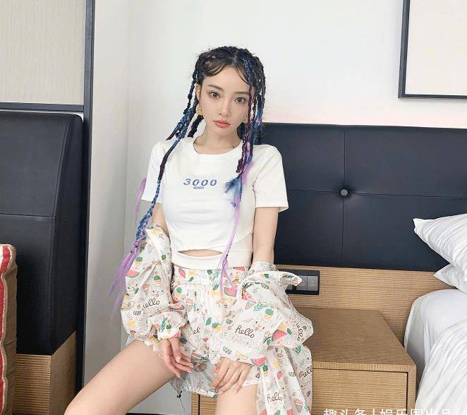 39岁的马苏,38岁的李小璐,"分手"2年两人状态反差太明显_身材_风格