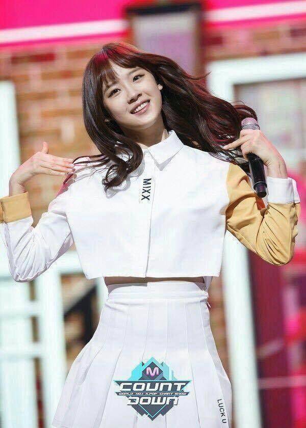 蔡徐坤这部剧貌似要火,20万人坐等观看,只是这个女生要被骂惨_叶麟_卢