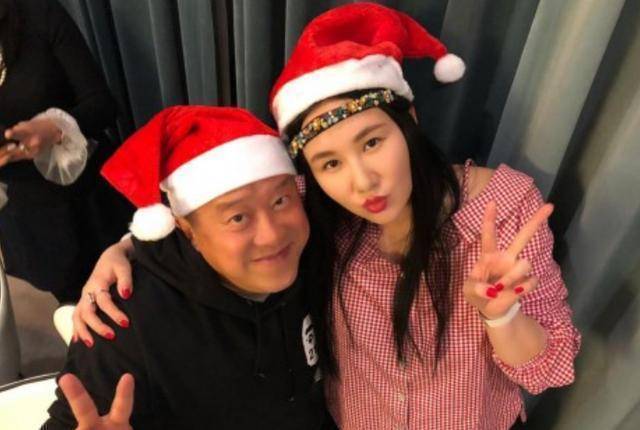 37岁晶女郎孟瑶回归tvb剪彩,这位单身母亲仍住香港_王晶_生活_电影