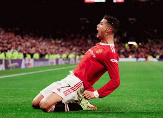 梅西出道于巴萨并成为球队传奇,但遗憾未能完成一人一城的壮举,生涯