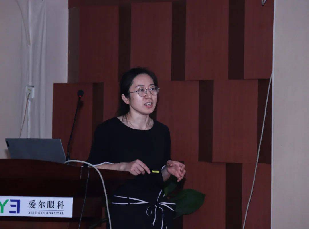 沧州爱尔眼科医院刘雅聪医生分享了微导管手术谈话要点,强调在术前