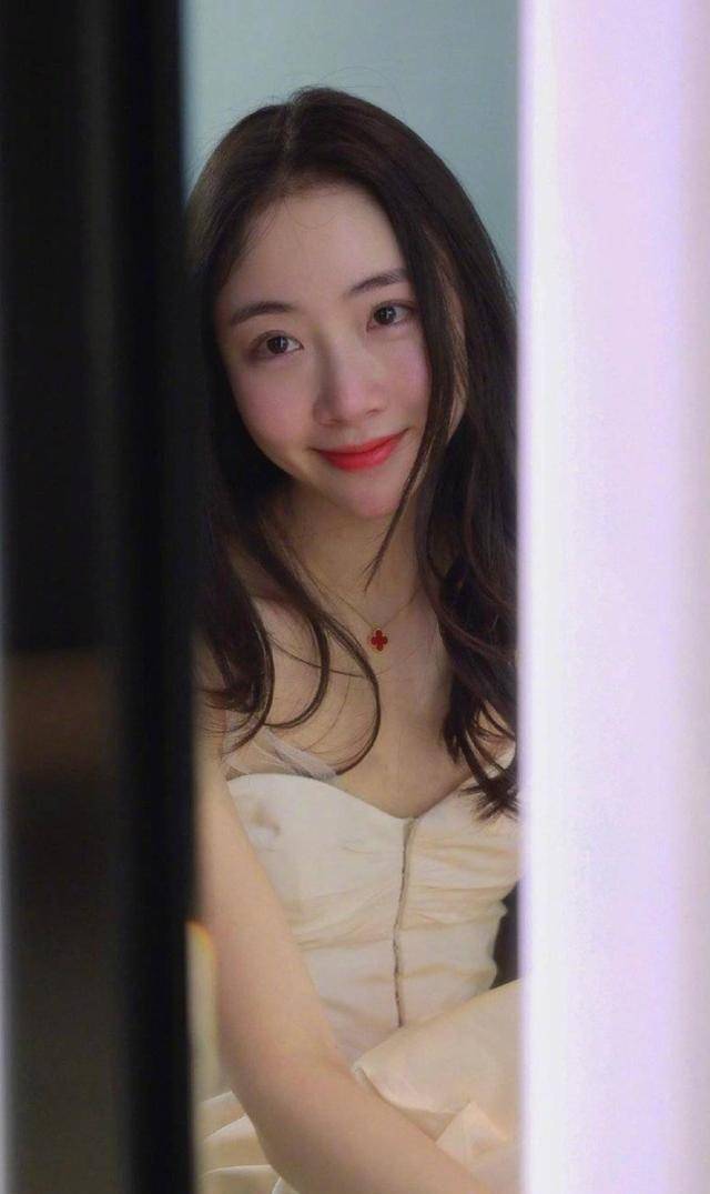 陈露晒霍尊聊天记录,曝光对方嘲讽综艺节目,私生活混乱