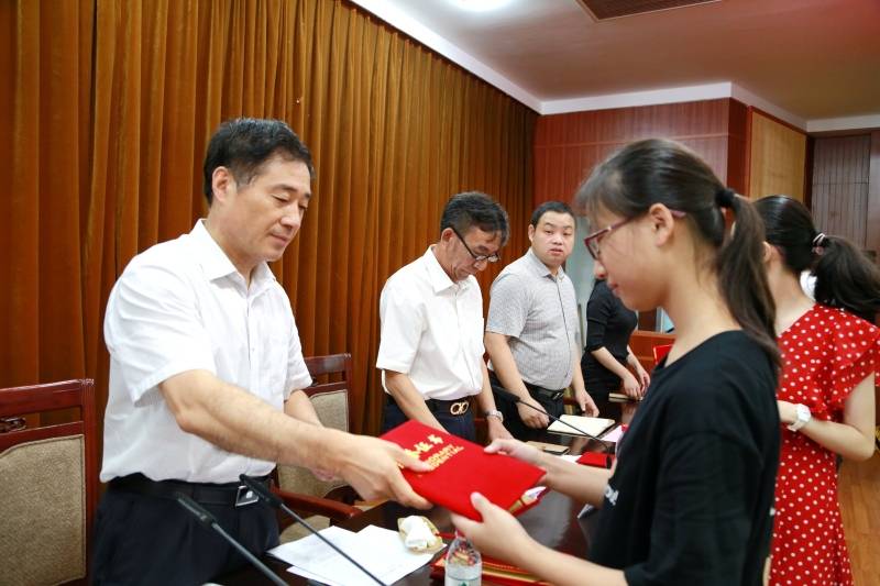 江苏"最美人物"赵建军:6900篇日记的为民情怀_农联村_发展_村里