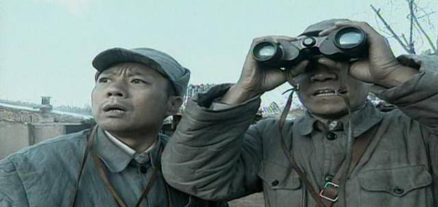 《亮剑》:李云龙一做这个动作,肯定有人要倒霉_望远镜_鬼子_楚云飞