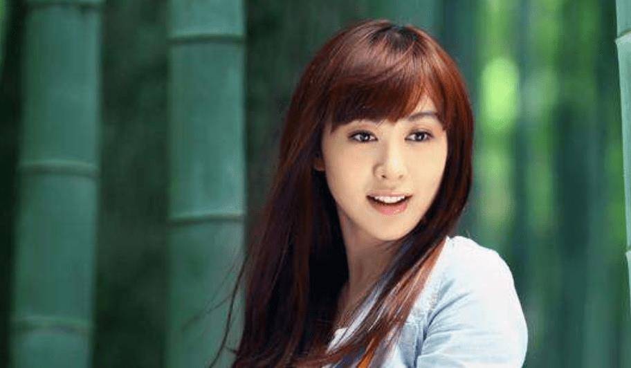 前任中她身材最好,今被传新恋情,男方颜值差黄晓明一条街_李菲儿_baby