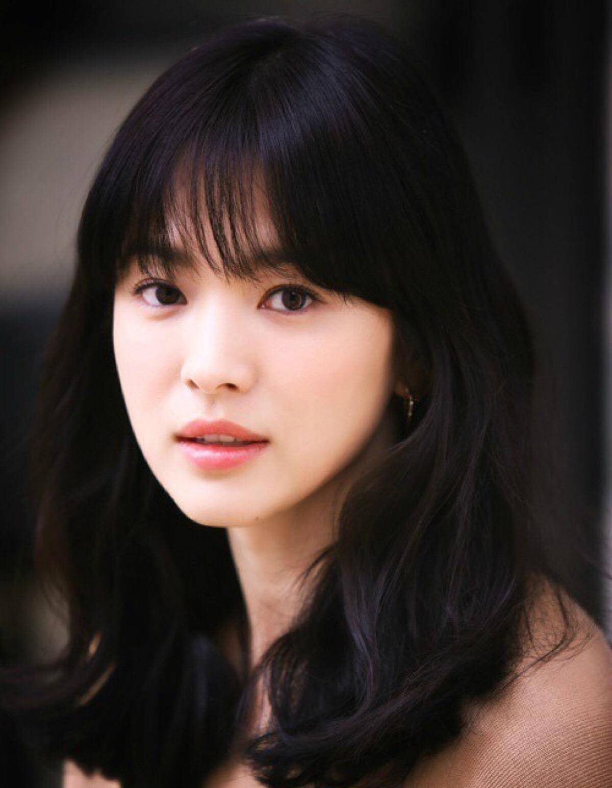 出十大最美韩女明星 孙艺珍,韩佳人上榜 有你爱豆吗_金喜善_亚洲_经典