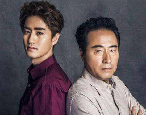 娱乐圈的"父子兵",刘奕君刘怡潼犹如哥俩,朱时茂父子共用"一张脸"