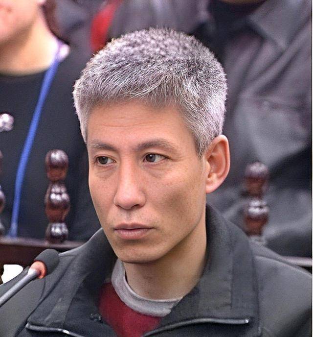 没有了刘涌的干涉后,宋鹏飞直接将广州到东北的公路,铁路以及航空货运