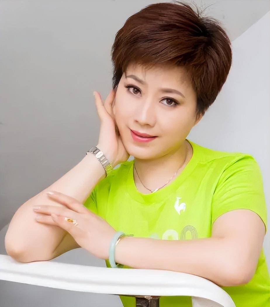 郑国凤:浙江诸暨农村走出来的越剧名家,与王志萍分手有无奈_梅花奖