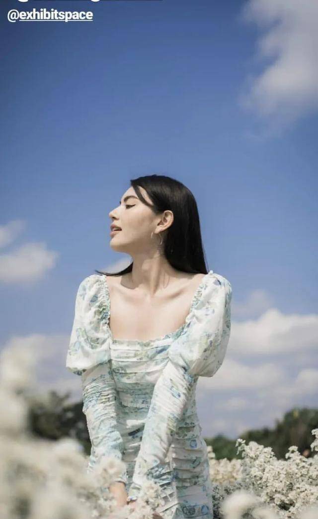 一周热搜bella老师"弯道超车",gigi怎么了?_时尚_系列_品牌