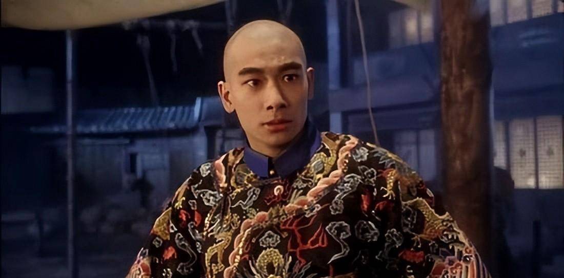 赵文卓评价李连杰,我的通臂拳虽然厉害,也打不过李连杰_成龙来_方世玉