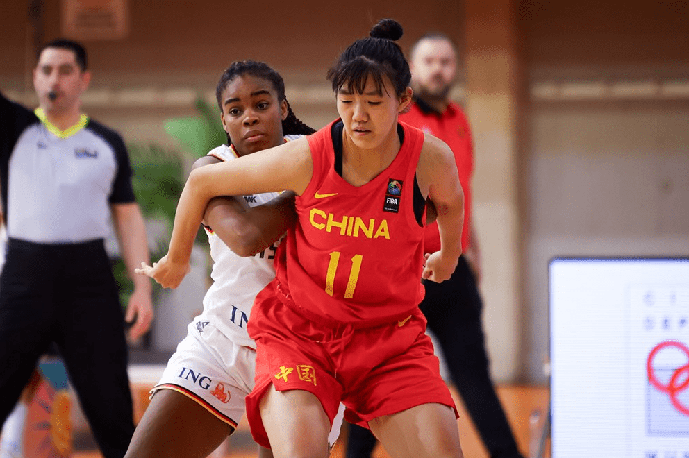 中国女篮国青迎来5连败,全队仅5人得分,篮协和洋帅被质疑_球员_球迷