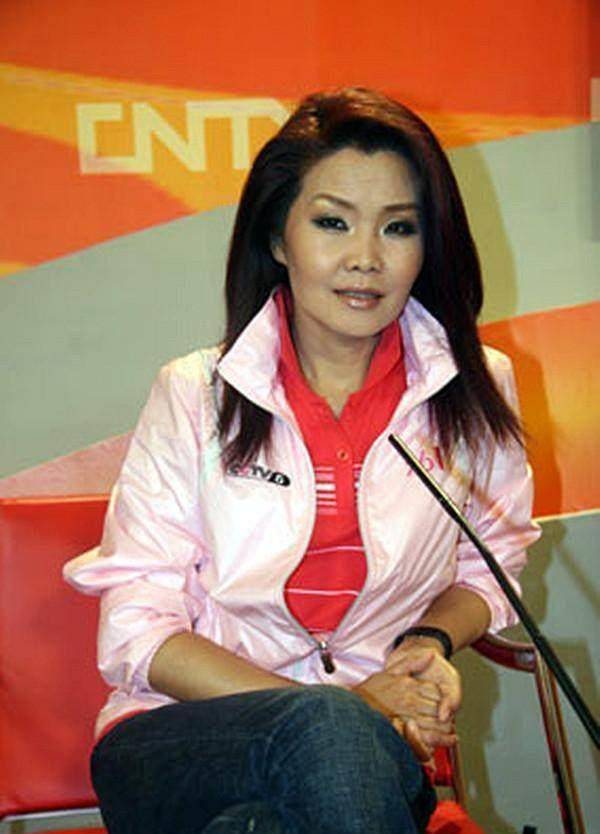 刘翔虽然早已不在了,但冬日娜还在田径场孤独守候!_中国_比赛_里约